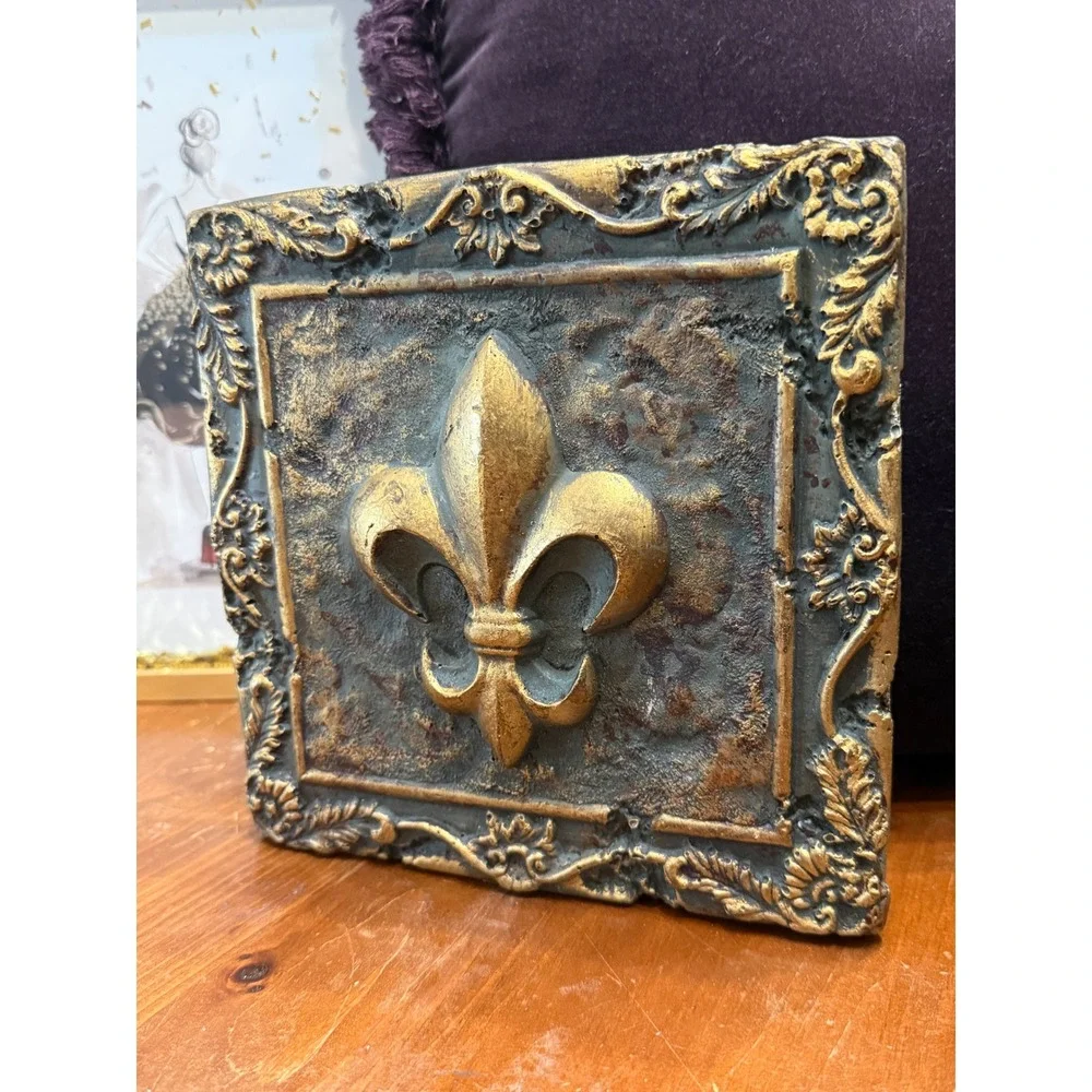 Vintage Fleur de Lis Wall Gallery Gold Bronze Distressed Ceramic Decor 8x8